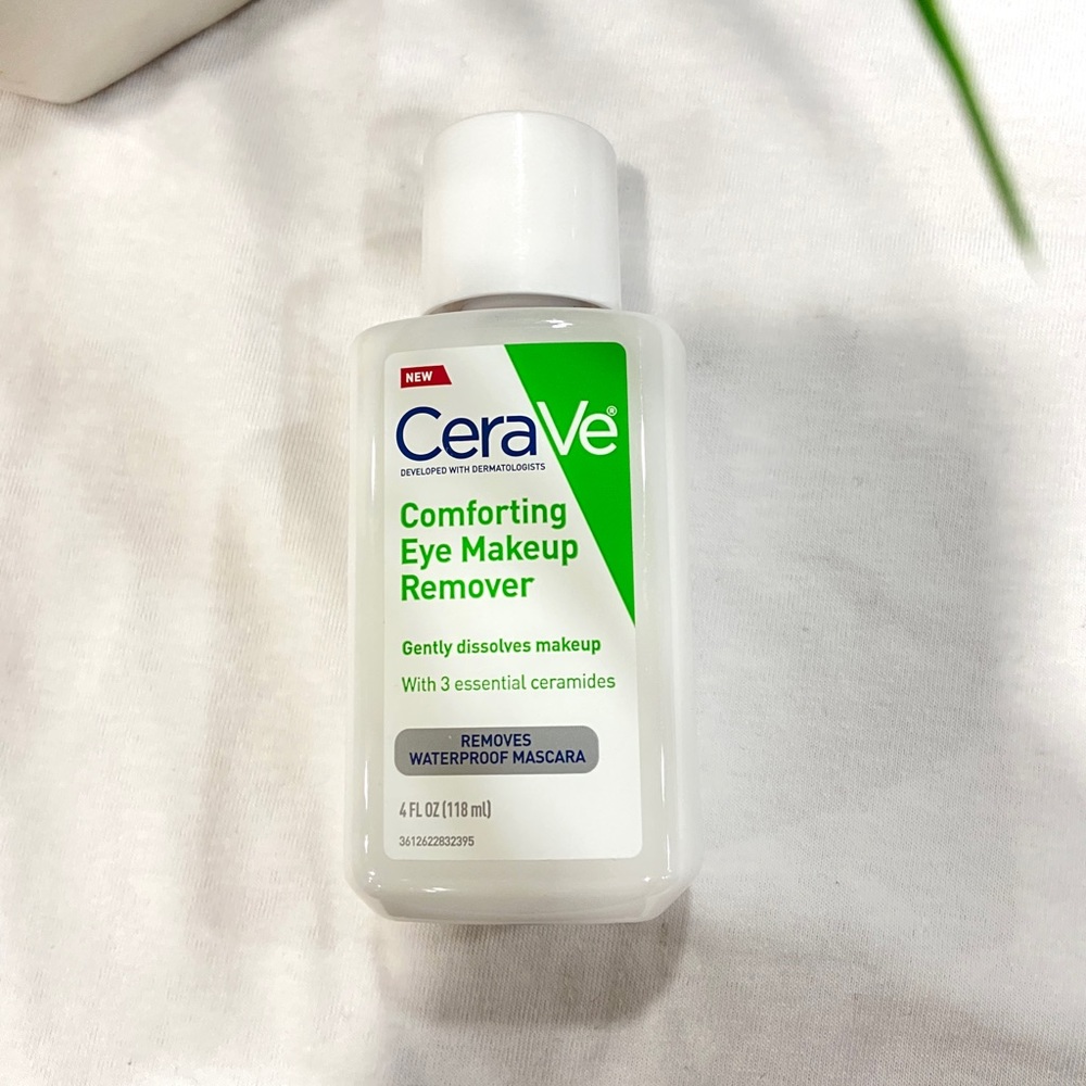 CeraVe Comforting Eye Makeup Remover